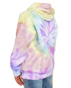 Sudadera con capucha de sublimación para hombre creada con algodón 100% duradero, comodidad transpirable y elegantes estampados gráficos personalizados de invierno - Product Image 4