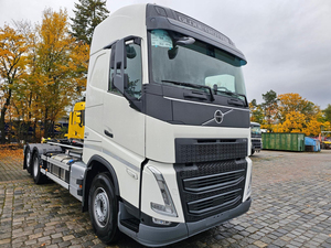 2025 Usado para FH 460 GLOBETROTT AXLE 8X4 Camión Volquete Tractor con Transmisión Automática, Motor Diésel Euro 6 y Cámara Trasera - Product Image 5