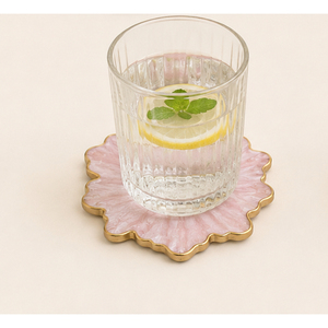 Ensemble de dessous-de-verre en émail doux en forme de fleur avec bordure dorée, élégants dessous-de-verre floraux pastel personnalisés pour la maison et l'hôtel - Product Image 5