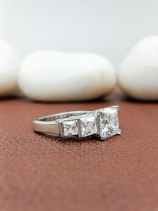 D'VINS JEWELS Bague de fiançailles et de mariage tendance en forme de princesse, sertie de pierres de laboratoire taille brillant, couleur D, blanc, argent, or - Product Image 3