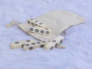 Dés de jeu en os de buffle poli, fabriqués à la main, sur mesure, à 4 faces, style animalier de luxe, avec taille personnalisée à bas prix - Product Image 5