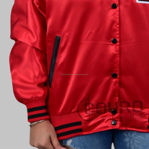 Chaqueta de satén personalizada con tarifa de fábrica, chaqueta universitaria deportiva con tiras de colores, chaqueta bordada con letras de tela satinada para hombre - Product Image 5