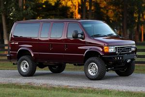 Ford E-350 Quigley 4x4 de 2007 - Product Image 2