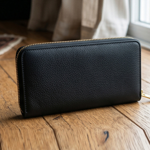 Regal Three Llc Cartera Larga de Cuero Genuino con Cierre de Cremallera, Múltiples Ranuras para Tarjetas, Estilo Minimalista Unisex - Product Image 3