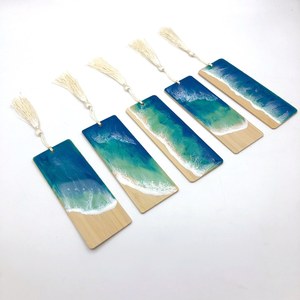 Marque-page décoratif en résine avec fleurs séchées, cadeau pour les enfants à l'école, fête d'anniversaire et Diwali, design Art Déco, forme ronde - Product Image 2