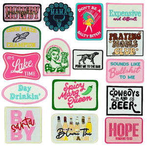 Parches Bordados Personalizados Hechos a Mano con Revestimiento de Gancho y Bucle para Ropa, Uniformes y Bolsas - Product Image 3