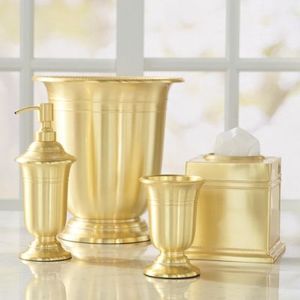 Ensemble de salle de bain moderne en métal avec distributeur de savon, porte-brosse à dents et gobelet pour la maison et l'hôtel - Product Image 5