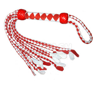 Flogger de Cuero Premium con Diseño de Tiras Flexibles y Agarre Equilibrado, Fácil de Usar - Product Image 3