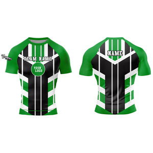 Vente en gros de rashguards unisexes de qualité, personnalisés, à manches courtes, en spandex et polyester, respirants, pour le fitness, séchage rapide, UPF50, antibactériens - Product Image 3