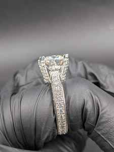 Anillo Grande de Moissanita con Corte Redondo y Halo, Plata 925 Original, Joyería Fina para Aniversario, Regalo Encantador para Novias - Product Image 3