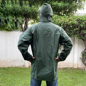 ชุดกันฝนขายส่งสำหรับกีฬา ปั่นจักรยาน เดินป่า แข่งรถ พร้อมโลโก้สั่งทำได้ หลายสี ชุดกันฝนสำหรับผู้ใหญ่สำหรับขี่มอเตอร์ไซค์ กันน้ำ - Product Image 2