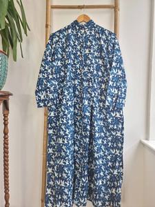 Vestido floral verde de longitud media de algodón puro, elegante, cómodo, estampado de bloques indios, botón informal transpirable para ropa de día de verano - Product Image 4