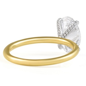 Anillo de Compromiso con Diamante de Laboratorio de Corte Ovalado de 2.02ct, Hecho a Medida, Alta Calidad, Oro de 10K y 14K, Anillo Solitario de Dos Tonos, Precio Directo de Fábrica - Product Image 4