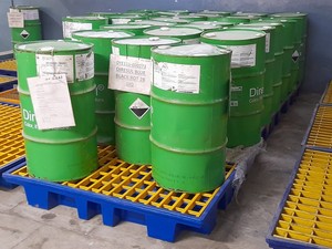 Paleta de Plástico Misa de Una Cara con Entrada Bidireccional para Contención de Derrames, con Capacidad Dinámica de Carga de 0.5t - Product Image 3