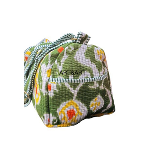 Nueva Llegada: Bolsa de Viaje de Lujo Acolchada con Estampado Ekat, Ligera, con Cierre, Tipo Tote, para Gimnasio, Gran Capacidad, Fin de Semana, Viajes Cortos, Negocios - Product Image 2