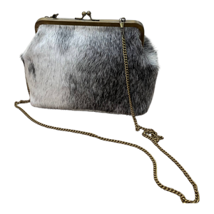 Cowhide Leather Kiss <b>Lock</b> Bag for Women Premium with Red Velvet Lining Inside Very Luxury Hot Sale Wholesale with Durable Chain - Product Image 1