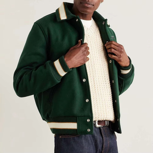 Blouson universitaire vert pour homme avec broderie de logo personnalisée, fabricant OEM pour marques de streetwear 2026 - Product Image 1