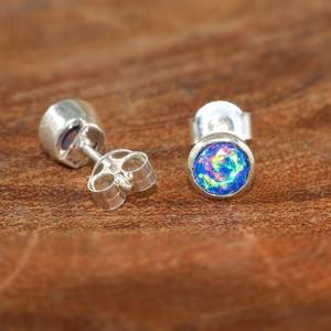 Boucles d'oreilles clous en opale bleue naturelle et argent sterling plaqué or pour femme, pierre de naissance d'octobre, certifiées IGI, bijoux de fête - Product Image 5