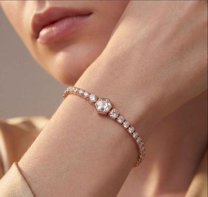 Bracelet tennis en or rose 9 carats de qualité supérieure avec diamants hexagonaux et ronds créés en laboratoire, 5,12 CTW - Product Image 2