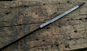 Espada Vikinga de Acero de Damasco Hecha a Mano, Hoja Completa sin Acabado para Fabricación de Espadas, Hoja de 32 Pulgadas con Funda de Cuero - Product Image 4
