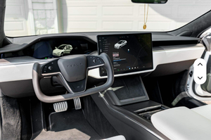 Tesla Model S Plaid 2024 Usado - Product Image 4