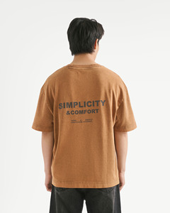 T-shirt Homme 100% Coton Peigné Épais Col Rond Épaules Tombantes Coupe Oversize Courte et Carrée Streetwear Vierge Personnalisable avec Logo Imprimé - Product Image 2