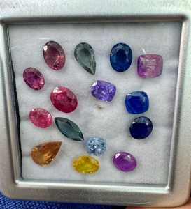 Pendientes de Zafiro Natural Multicolor en Oro de 14K, Joyería Elegante y de Lujo para Mujer, Regalo con Estilo - Product Image 1