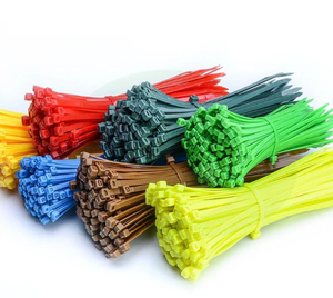 สายรัดเคเบิลแบบโรงงาน ราคา 100 ชิ้น/ถุง เป็นมิตรกับสิ่งแวดล้อม ทนทาน หลายขนาด สายรัดเคเบิลไนลอนแบบล็อคอัตโนมัติ สายรัดพลาสติกแบบซิป - Product Image 1