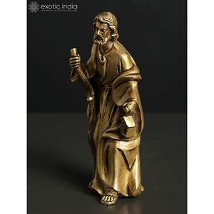 Petite sculpture en laiton Saint Joseph faite à la main de 6 pouces pour la décoration intérieure et les cadeaux fabriqués en Inde - Product Image 2