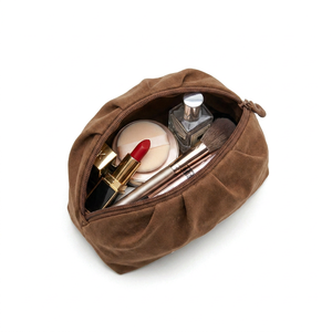 Bolsa de Cosméticos de Nailon Marrón para Mujer RootsMen, Tamaño Mediano, Cierre de Cremallera, Resistente al Agua, Patrón Personalizable, para Viajes y Playa - Product Image 6