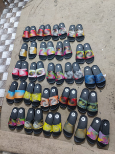 PVC Home Anti-Slip Breathable Lightweight Slip-on Slides Slippers - Product Image 4