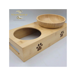 Comedero Elevado de Madera para Perros y Gatos con Dos Tazones de Bambú Vietchoice - Product Image 1