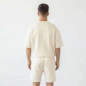Ensemble survêtement homme personnalisé avec logo, t-shirt et short zippé, décontracté, coupe oversize, en coton et polyester - Product Image 2