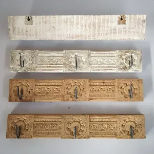 Porte-manteau mural vintage en bois à quatre panneaux, sculpté à la main avec motif floral, pour serviettes, manteaux, clés, foulards et décoration intérieure - Product Image 2