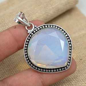 Pendentif en opale laiteuse, bijoux en argent sterling 925 massif, fait main, magnifique cadeau d'anniversaire pour elle - Product Image 3