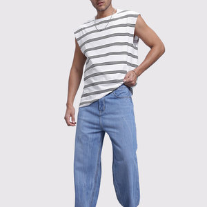 Camiseta sin mangas a rayas para hombre, cuello redondo, corte regular, estilo casual, blanca con líneas negras. - Product Image 4