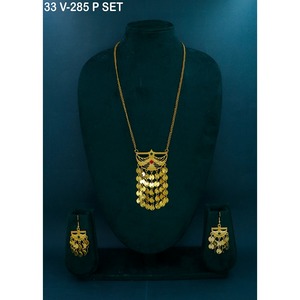 Hermoso conjunto de collar con colgante Jhalar chapado en oro, estilo étnico, conjunto de joyería de aleación de oro, collar con cadena para mujer, joyería de moda. - Product Image 2