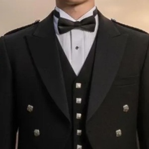 Veste Prince Charlie pour Homme, Tenue Formelle Écossaise, Veste de Mariage, Fabrication Sur Mesure, Fournisseur OEM en Gros - Product Image 5