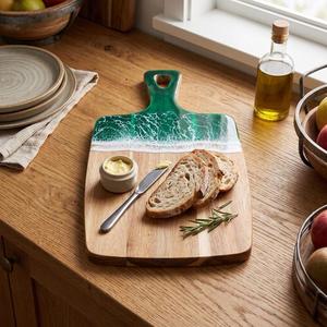 Planche à découper artisanale en bois et résine de qualité supérieure, planche à découper en bois naturel pour la préparation des aliments - Product Image 2