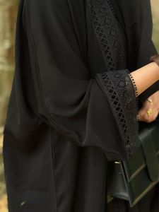 Best Dubai Style Vintage Solid Handmade Traditional Islamic Women's Saudi Arabian Abaya Spring Polyester Breathable Ankle Muslim - Product Image 2