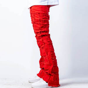 Jeans en denim déchiré rouge patchwork pour hommes OEM ODM - Design élégant déchiré, coupe slim, streetwear, pantalon décontracté - Product Image 2