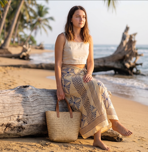 Paréo de plage en coton imprimé à la main motif feuilles et fleurs, style bohème indien, léger, pour femme, idéal pour les vacances - Product Image 4