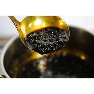 Délicieuses perles de tapioca vietnamiennes 3Q, billes de boba éclatantes pour garnitures de yaourt, préparation de desserts culinaires uniques et snacks. - Product Image 5