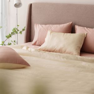 Juego de Ropa de Cama de 4 Piezas, Fabricación OEM ODM, Satén Tejido, 100% Algodón, 300 Hilos, Color Sólido, Suave y Duradero para Uso Doméstico - Product Image 1