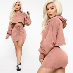 Crop top d'été pour femme, 100% coton, 180 g/m², manches courtes, col cranté, couleur unie, respirant, haute qualité, personnalisable pour adultes - Product Image 6