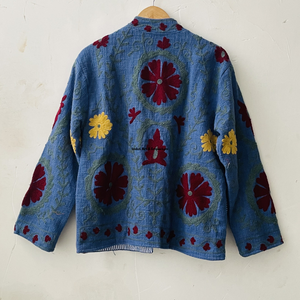 Veste en coton Suzani indienne faite à la main, veste courte brodée à la main, manteau unisexe, veste courte Suzani faite à la main - Product Image 6