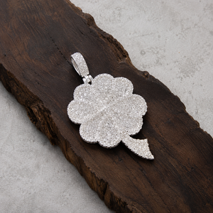 Pendentif Hip Hop Trèfle à Quatre Feuilles en Argent 925 Personnalisé, Sertissage Micro Pavé Moissanite Taille Brillant, Bijou de Luxe pour Mariage - Product Image 4
