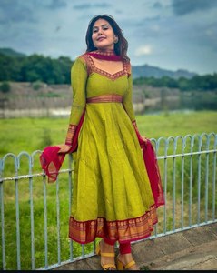 Conjunto de Vestido Anarkali de Tela Acrílica Suave de Primera Calidad, Multicolor, Largo, con Estampado de Gran Volumen, para Uso Diario en la Oficina - Product Image 3