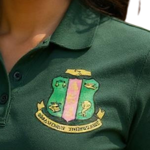 Camisa de Solapa de Manga Corta con Emblema Bordado Verde Kelly de DISCOUNT AKA, para Hermandades Griegas - Product Image 4