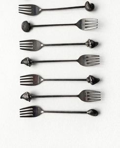 Ensemble de 7 fourchettes en métal argenté vintage, design coquillage, décoration de style nautique, fabriqué en France, couverts élégants, cadeau - Product Image 5